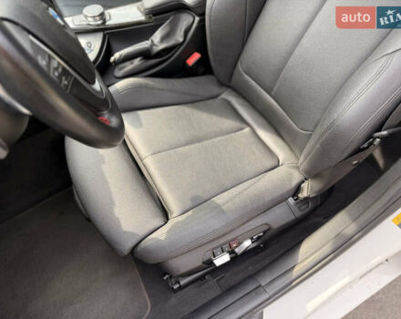 Білий БМВ 3 Серія, об'ємом двигуна 2 л та пробігом 79 тис. км за 19300 $, фото 42 на Automoto.ua