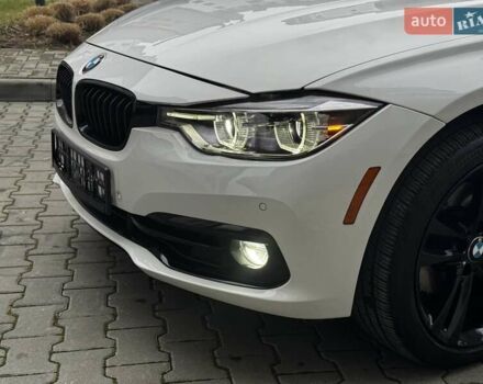 Білий БМВ 3 Серія, об'ємом двигуна 2 л та пробігом 90 тис. км за 17950 $, фото 20 на Automoto.ua
