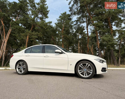 Білий БМВ 3 Серія, об'ємом двигуна 2 л та пробігом 79 тис. км за 19300 $, фото 66 на Automoto.ua