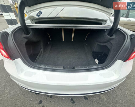 Білий БМВ 3 Серія, об'ємом двигуна 2 л та пробігом 90 тис. км за 17999 $, фото 17 на Automoto.ua