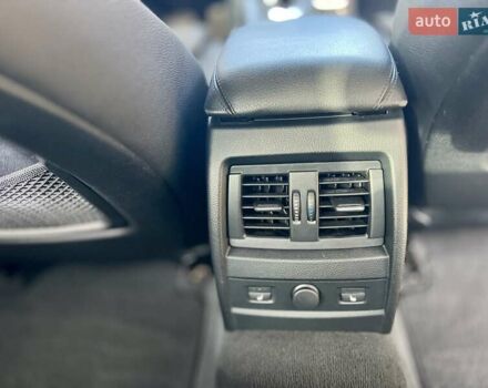 Білий БМВ 3 Серія, об'ємом двигуна 2 л та пробігом 72 тис. км за 18999 $, фото 20 на Automoto.ua