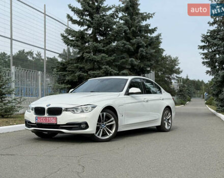 Білий БМВ 3 Серія, об'ємом двигуна 2 л та пробігом 79 тис. км за 19300 $, фото 7 на Automoto.ua