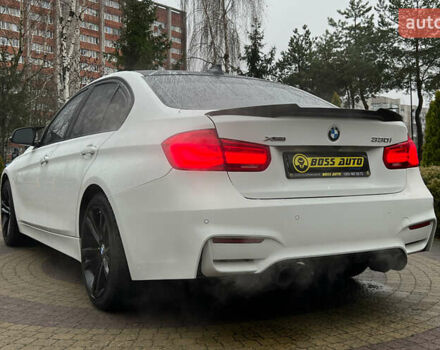 Белый БМВ 3 Серия, объемом двигателя 2 л и пробегом 141 тыс. км за 21750 $, фото 4 на Automoto.ua