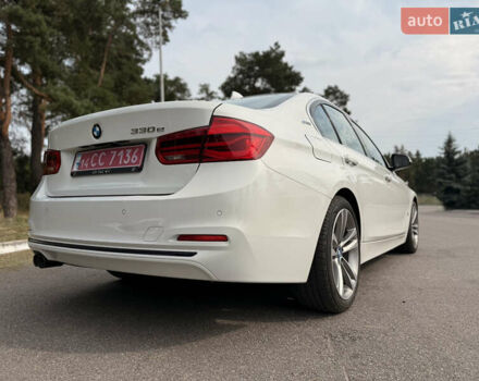 Білий БМВ 3 Серія, об'ємом двигуна 2 л та пробігом 79 тис. км за 19300 $, фото 56 на Automoto.ua