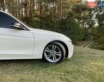 Білий БМВ 3 Серія, об'ємом двигуна 2 л та пробігом 170 тис. км за 14000 $, фото 32 на Automoto.ua