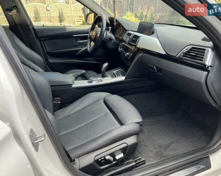 Білий БМВ 3 Серія, об'ємом двигуна 2 л та пробігом 101 тис. км за 19300 $, фото 7 на Automoto.ua