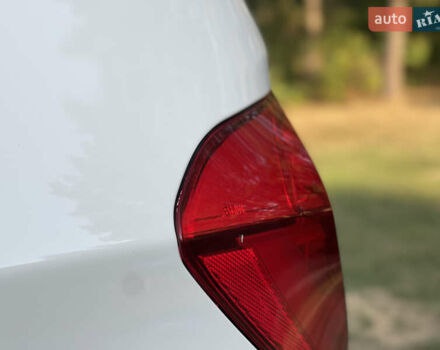 Білий БМВ 3 Серія, об'ємом двигуна 2 л та пробігом 170 тис. км за 14000 $, фото 21 на Automoto.ua