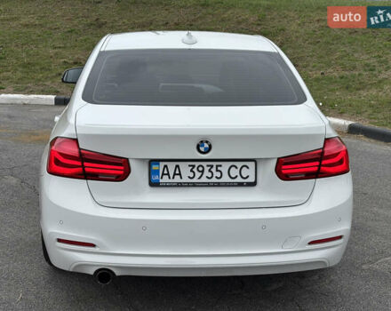 Білий БМВ 3 Серія, об'ємом двигуна 1.5 л та пробігом 42 тис. км за 18900 $, фото 6 на Automoto.ua
