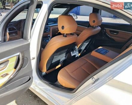 Белый БМВ 3 Серия, объемом двигателя 2 л и пробегом 58 тыс. км за 22000 $, фото 16 на Automoto.ua