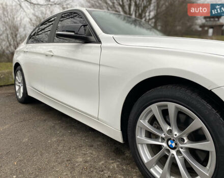Белый БМВ 3 Серия, объемом двигателя 2 л и пробегом 135 тыс. км за 12400 $, фото 8 на Automoto.ua
