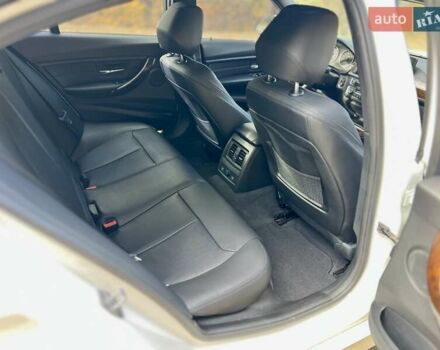 Білий БМВ 3 Серія, об'ємом двигуна 2 л та пробігом 72 тис. км за 18999 $, фото 21 на Automoto.ua