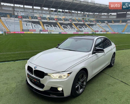 Белый БМВ 3 Серия, объемом двигателя 2 л и пробегом 116 тыс. км за 18900 $, фото 4 на Automoto.ua