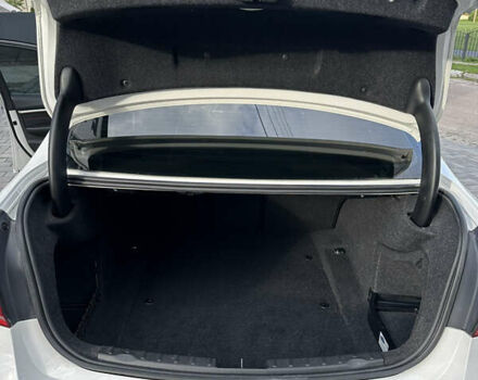 Белый БМВ 3 Серия, объемом двигателя 2 л и пробегом 183 тыс. км за 16800 $, фото 28 на Automoto.ua