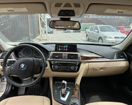 Белый БМВ 3 Серия, объемом двигателя 2 л и пробегом 159 тыс. км за 15000 $, фото 6 на Automoto.ua