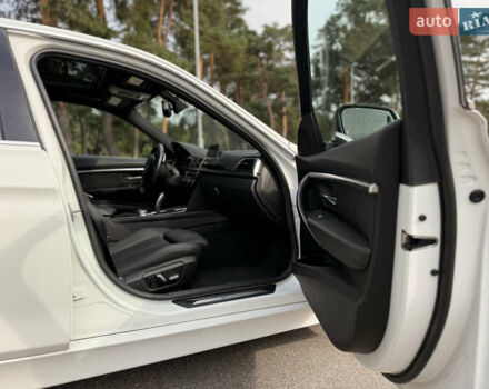 Білий БМВ 3 Серія, об'ємом двигуна 2 л та пробігом 79 тис. км за 19300 $, фото 26 на Automoto.ua