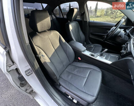 Білий БМВ 3 Серія, об'ємом двигуна 2 л та пробігом 162 тис. км за 14900 $, фото 39 на Automoto.ua