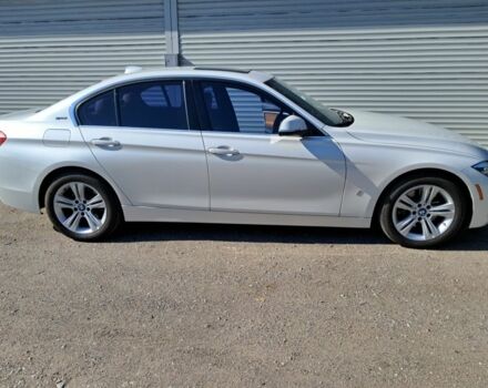 Белый БМВ 3 Серия, объемом двигателя 2 л и пробегом 56 тыс. км за 22000 $, фото 6 на Automoto.ua