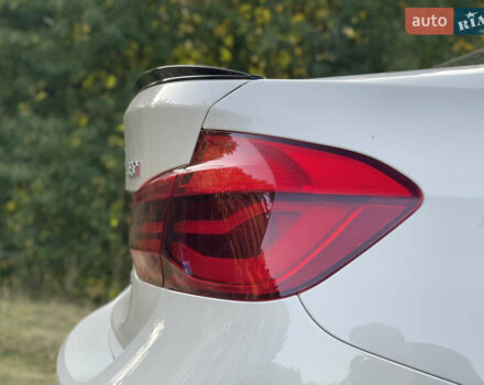 Білий БМВ 3 Серія, об'ємом двигуна 2 л та пробігом 170 тис. км за 14000 $, фото 17 на Automoto.ua
