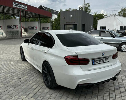Белый БМВ 3 Серия, объемом двигателя 2 л и пробегом 115 тыс. км за 18500 $, фото 3 на Automoto.ua