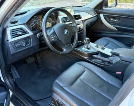 Белый БМВ 3 Серия, объемом двигателя 2 л и пробегом 52 тыс. км за 9900 $, фото 4 на Automoto.ua