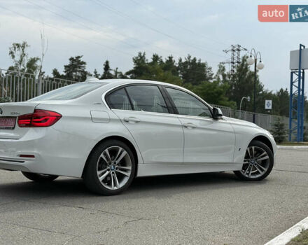 Білий БМВ 3 Серія, об'ємом двигуна 2 л та пробігом 79 тис. км за 19300 $, фото 3 на Automoto.ua
