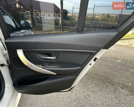Білий БМВ 3 Серія, об'ємом двигуна 2 л та пробігом 162 тис. км за 14900 $, фото 36 на Automoto.ua