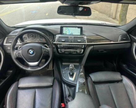 Белый БМВ 3 Серия, объемом двигателя 2 л и пробегом 64 тыс. км за 10800 $, фото 9 на Automoto.ua