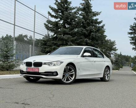 Білий БМВ 3 Серія, об'ємом двигуна 2 л та пробігом 79 тис. км за 19300 $, фото 8 на Automoto.ua