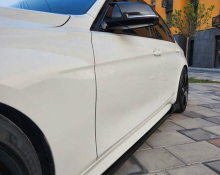 Белый БМВ 3 Серия, объемом двигателя 3 л и пробегом 108 тыс. км за 30000 $, фото 4 на Automoto.ua