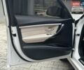 Білий БМВ 3 Серія, об'ємом двигуна 2 л та пробігом 90 тис. км за 17950 $, фото 29 на Automoto.ua