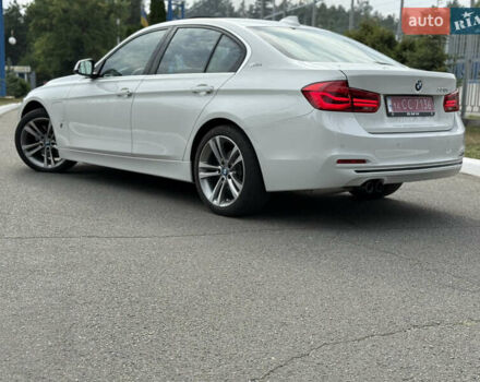 Білий БМВ 3 Серія, об'ємом двигуна 2 л та пробігом 79 тис. км за 19300 $, фото 9 на Automoto.ua