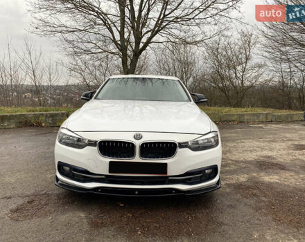 Белый БМВ 3 Серия, объемом двигателя 2 л и пробегом 135 тыс. км за 12400 $, фото 2 на Automoto.ua