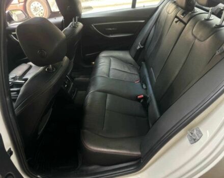 Белый БМВ 3 Серия, объемом двигателя 2 л и пробегом 64 тыс. км за 10800 $, фото 14 на Automoto.ua