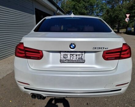 Белый БМВ 3 Серия, объемом двигателя 2 л и пробегом 57 тыс. км за 22000 $, фото 10 на Automoto.ua