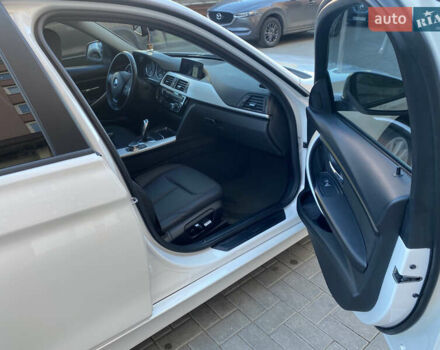 Белый БМВ 3 Серия, объемом двигателя 2 л и пробегом 94 тыс. км за 17600 $, фото 18 на Automoto.ua