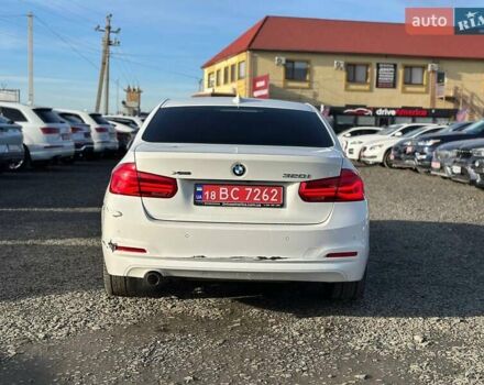 Білий БМВ 3 Серія, об'ємом двигуна 2 л та пробігом 158 тис. км за 11000 $, фото 4 на Automoto.ua