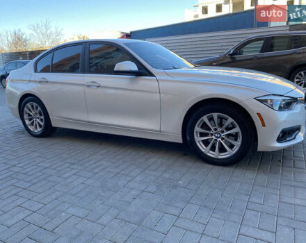 Белый БМВ 3 Серия, объемом двигателя 2 л и пробегом 94 тыс. км за 17600 $, фото 1 на Automoto.ua