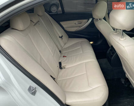 Белый БМВ 3 Серия, объемом двигателя 2 л и пробегом 135 тыс. км за 12400 $, фото 14 на Automoto.ua