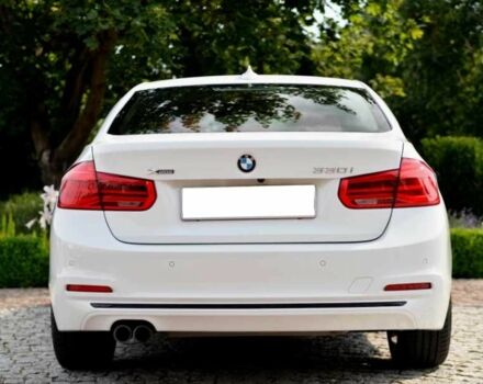 Белый БМВ 3 Серия, объемом двигателя 2 л и пробегом 110 тыс. км за 10500 $, фото 5 на Automoto.ua