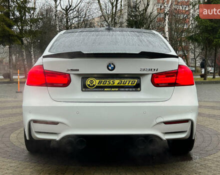 Белый БМВ 3 Серия, объемом двигателя 2 л и пробегом 141 тыс. км за 21750 $, фото 5 на Automoto.ua