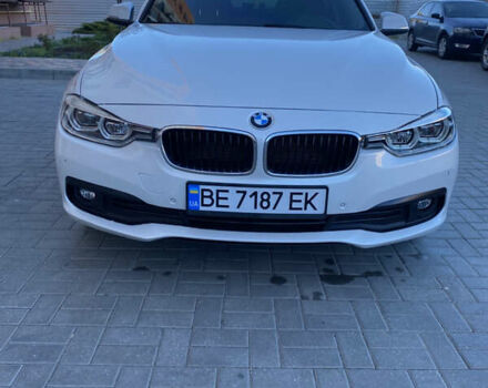 Белый БМВ 3 Серия, объемом двигателя 2 л и пробегом 94 тыс. км за 17600 $, фото 7 на Automoto.ua