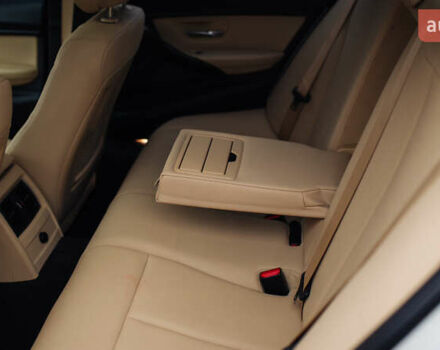 Белый БМВ 3 Серия, объемом двигателя 2 л и пробегом 124 тыс. км за 16000 $, фото 30 на Automoto.ua