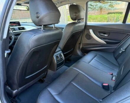 Белый БМВ 3 Серия, объемом двигателя 2 л и пробегом 52 тыс. км за 9900 $, фото 8 на Automoto.ua