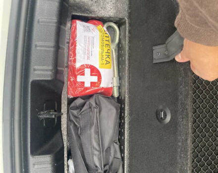 Белый БМВ 3 Серия, объемом двигателя 2 л и пробегом 188 тыс. км за 17000 $, фото 24 на Automoto.ua