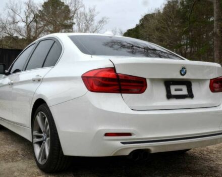 Білий БМВ 3 Серія, об'ємом двигуна 2 л та пробігом 57 тис. км за 11400 $, фото 5 на Automoto.ua