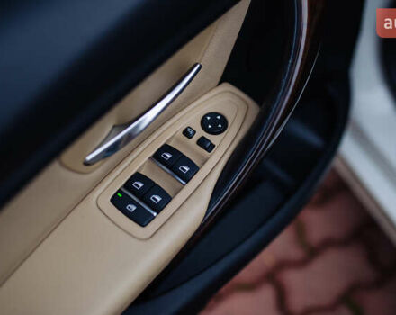 Белый БМВ 3 Серия, объемом двигателя 2 л и пробегом 124 тыс. км за 16000 $, фото 26 на Automoto.ua