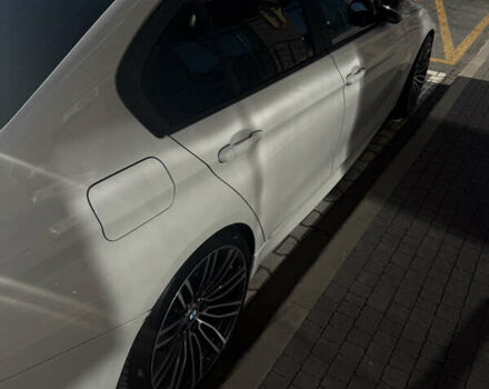 Белый БМВ 3 Серия, объемом двигателя 2 л и пробегом 115 тыс. км за 20000 $, фото 4 на Automoto.ua