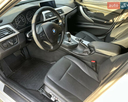 Білий БМВ 3 Серія, об'ємом двигуна 2 л та пробігом 162 тис. км за 14900 $, фото 26 на Automoto.ua