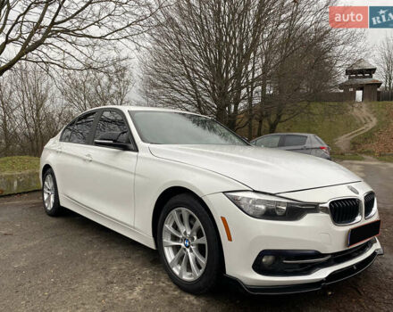 Белый БМВ 3 Серия, объемом двигателя 2 л и пробегом 135 тыс. км за 12400 $, фото 24 на Automoto.ua