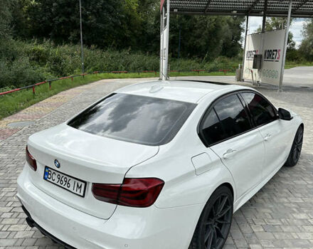 Белый БМВ 3 Серия, объемом двигателя 2 л и пробегом 115 тыс. км за 18500 $, фото 2 на Automoto.ua